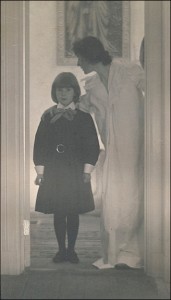 Gertrude Käsebier (American, 1852–1934) Blessed Art Thou among Women, 1899 Platinum print, 23 x 13.2 cm (9 1/16 x 5 3/16 in.) The Metropolitan Museum of Art, Alfred Stieglitz Collection, 1933 (33.43.132) Image © The Metropolitan Museum of Art, New York