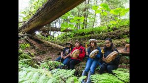 Melissa Ryan & Mercy Mason – Engaging Communities In Conservation Through Photography | Collaborations for Cause 2017